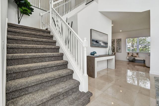 807 Xanadu Place, Jupiter, FL 33477