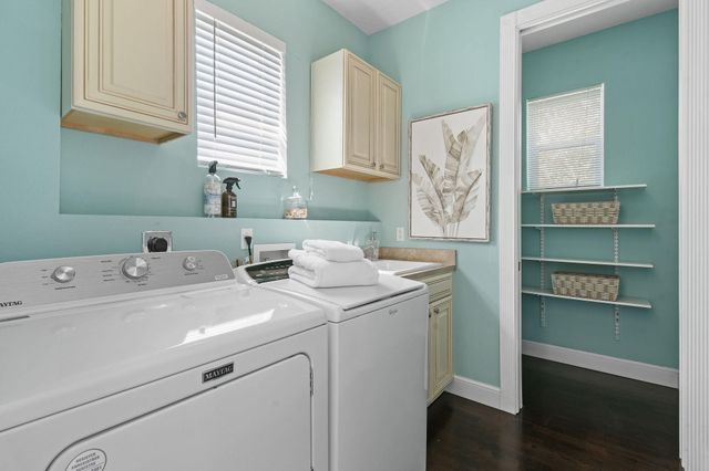 807 Xanadu Place, Jupiter, FL 33477