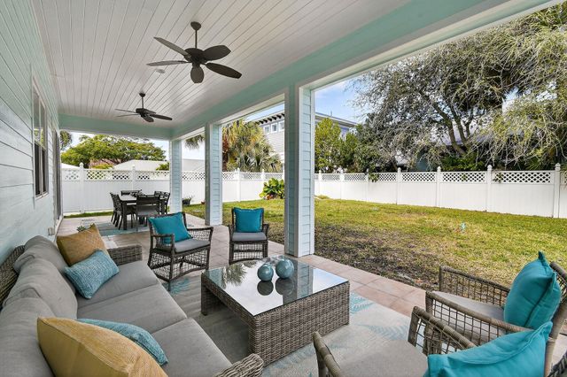 807 Xanadu Place, Jupiter, FL 33477