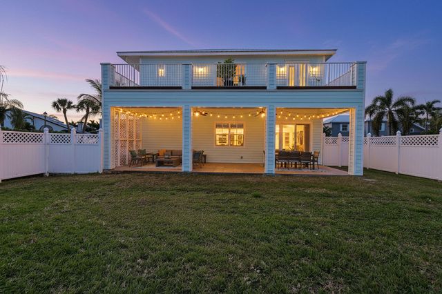 807 Xanadu Place, Jupiter, FL 33477