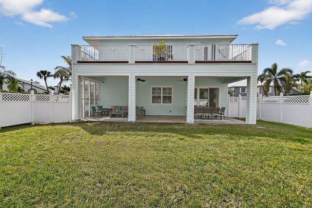 807 Xanadu Place, Jupiter, FL 33477