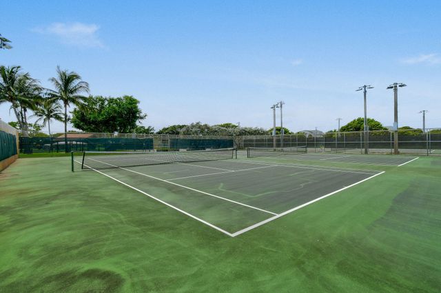 807 Xanadu Place, Jupiter, FL 33477