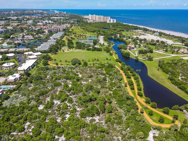 807 Xanadu Place, Jupiter, FL 33477