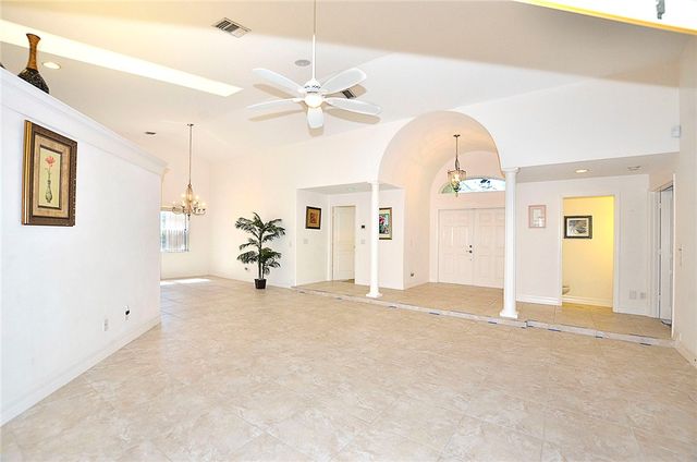 502 Cross Creek Circle, Sebastian, FL 32958