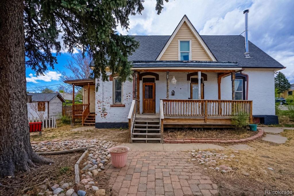 318 E Baca Street, Trinidad, CO 81082