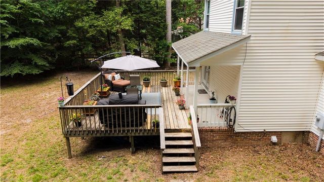 8153 Meandering LN, North, VA 23128