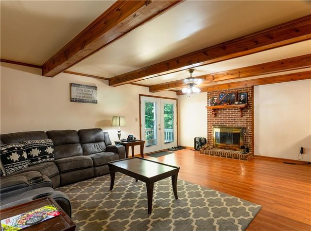 8153 Meandering LN, North, VA 23128