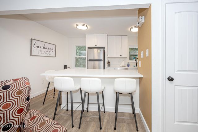 114 Ethel Circle, 8, Ocean Springs, MS 39564