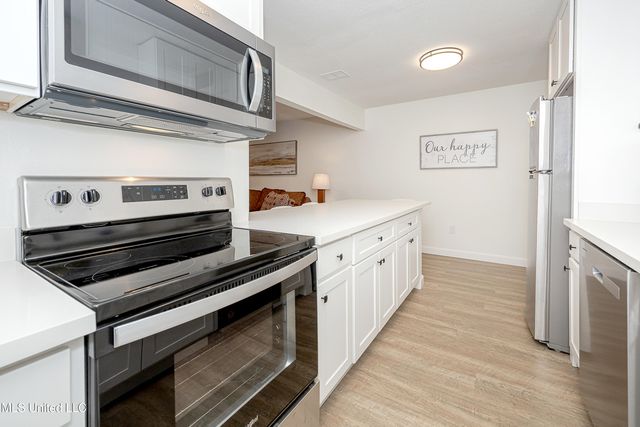 114 Ethel Circle, 8, Ocean Springs, MS 39564