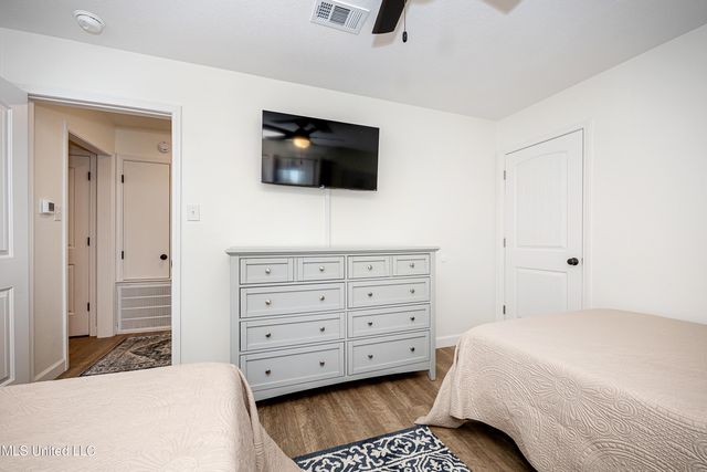 114 Ethel Circle, 8, Ocean Springs, MS 39564