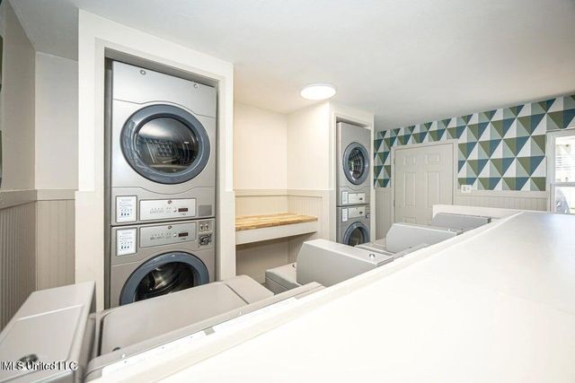 114 Ethel Circle, 8, Ocean Springs, MS 39564