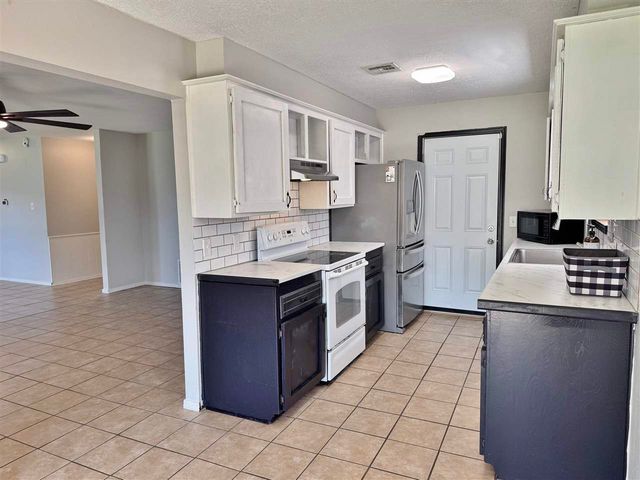 4820 SE Kincaid AVE, Lawton, OK 73501