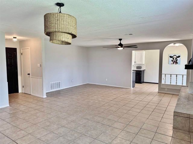 4820 SE Kincaid AVE, Lawton, OK 73501