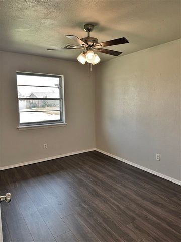 4820 SE Kincaid AVE, Lawton, OK 73501