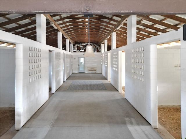 21051 SE 42ND STREET, Morriston, FL 32668