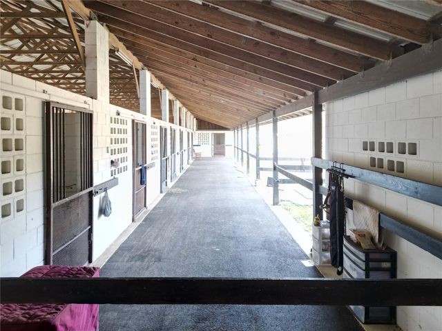 21051 SE 42ND STREET, Morriston, FL 32668