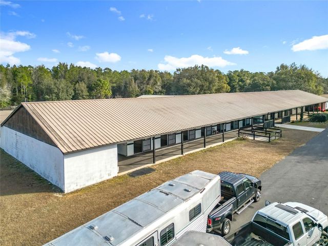 21051 SE 42ND STREET, Morriston, FL 32668