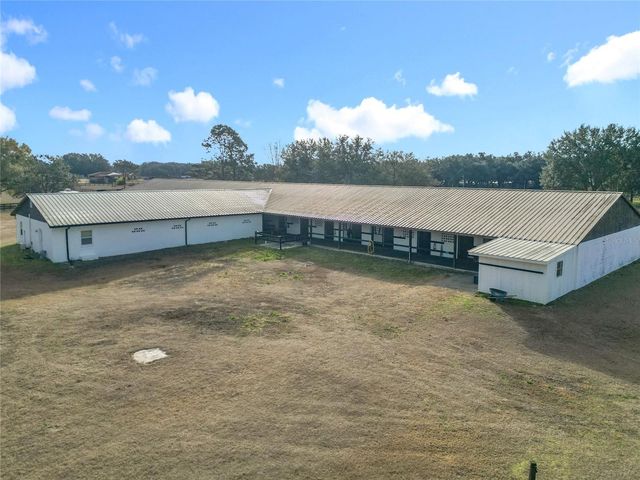 21051 SE 42ND STREET, Morriston, FL 32668
