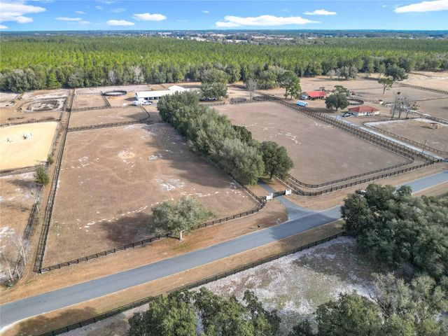 21051 SE 42ND STREET, Morriston, FL 32668