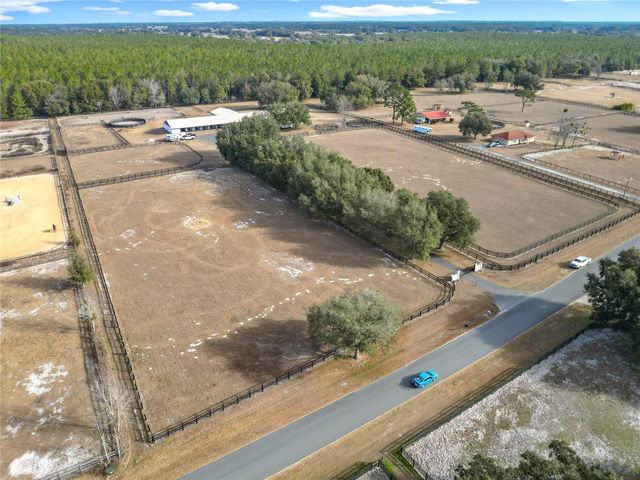 21051 SE 42ND STREET, Morriston, FL 32668