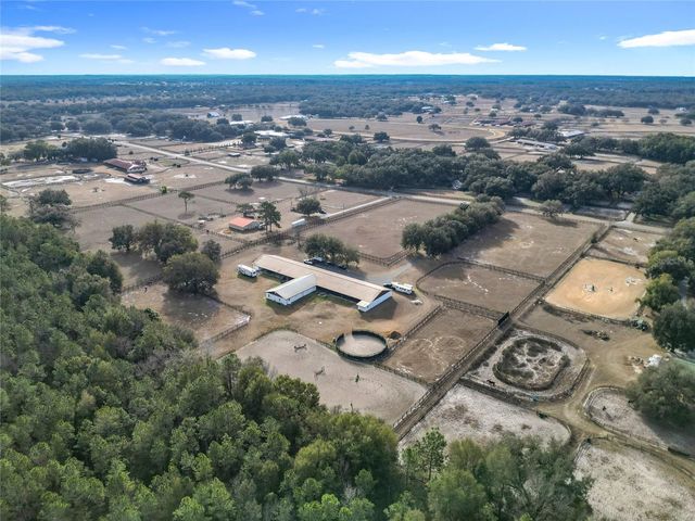 21051 SE 42ND STREET, Morriston, FL 32668