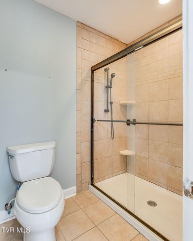 102 West Maple Street, Johnson City, TN 37604