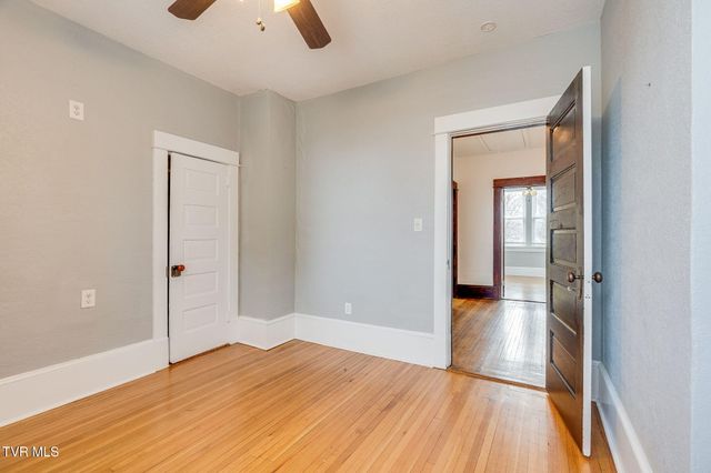 102 West Maple Street, Johnson City, TN 37604