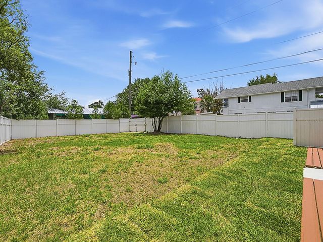 2741 S BROWN AVENUE, Orlando, FL 32806