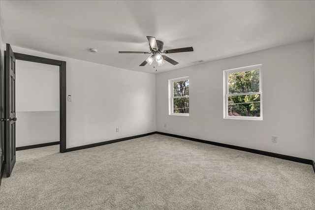 1111 Gaines Street, Davenport, IA 52804