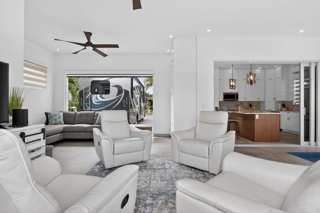 633 N Cortez Drive 633, Margate, FL 33068