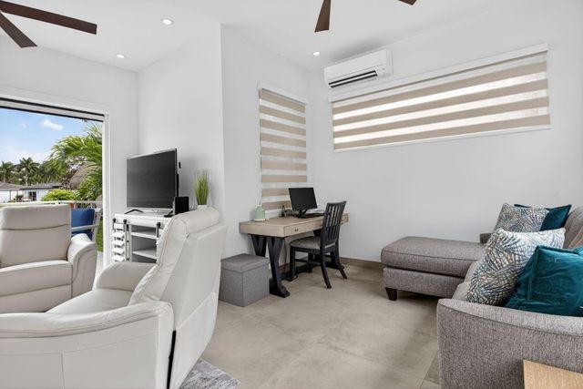 633 N Cortez Drive 633, Margate, FL 33068