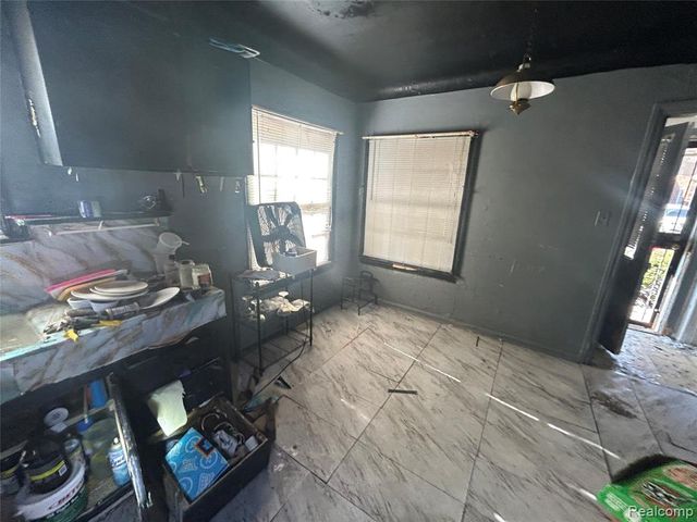 19332 Packard Street, Detroit, MI 48234