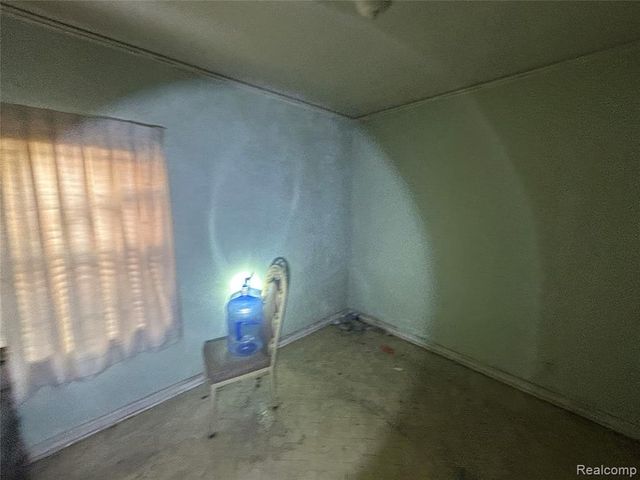 19332 Packard Street, Detroit, MI 48234