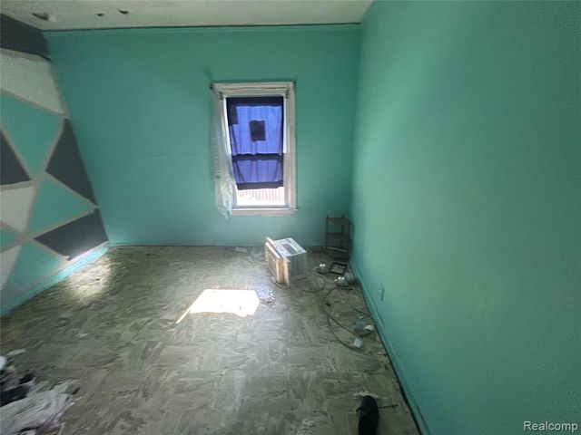 19332 Packard Street, Detroit, MI 48234