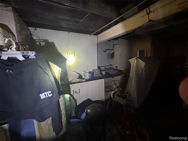 19332 Packard Street, Detroit, MI 48234