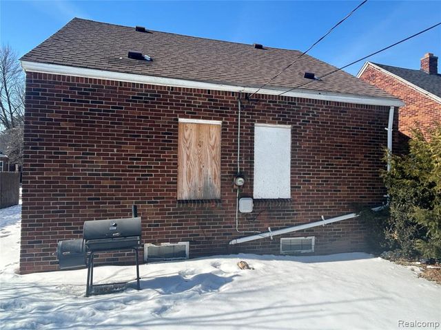 19332 Packard Street, Detroit, MI 48234