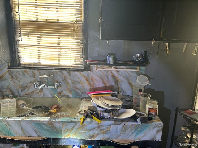 19332 Packard Street, Detroit, MI 48234