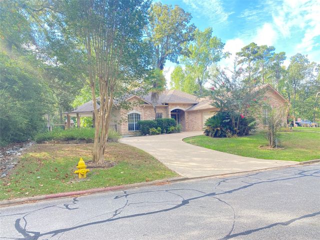 22416 Pebble Beach Way, Huntsville, TX 77320