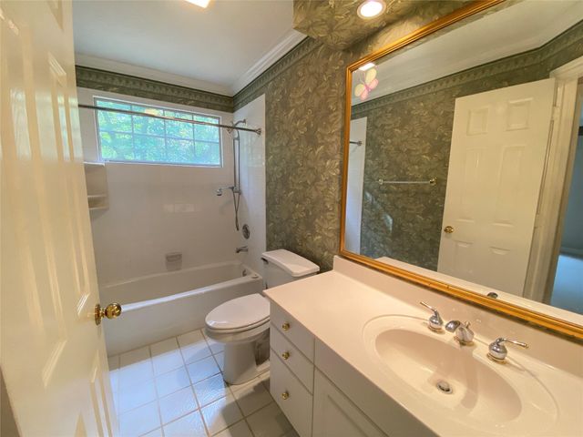 22416 Pebble Beach Way, Huntsville, TX 77320