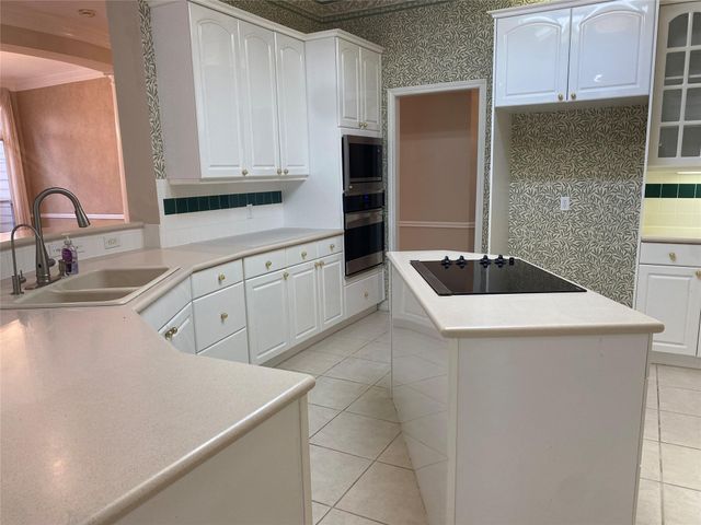 22416 Pebble Beach Way, Huntsville, TX 77320