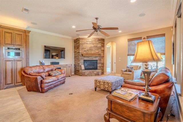 1903 Harbor Lakes Drive, Granbury, TX 76048