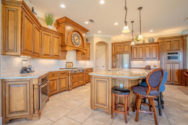 1903 Harbor Lakes Drive, Granbury, TX 76048