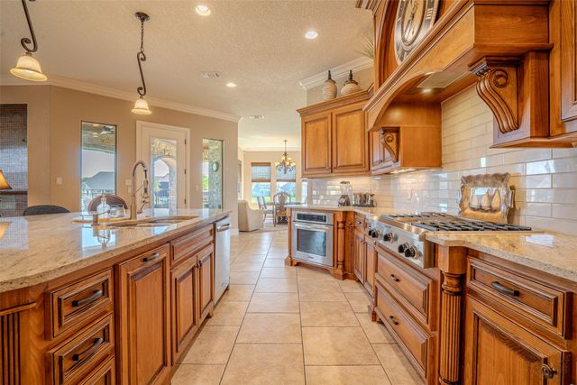 1903 Harbor Lakes Drive, Granbury, TX 76048