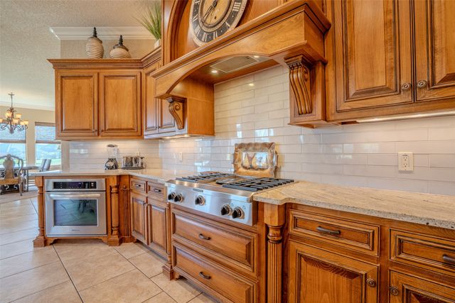 1903 Harbor Lakes Drive, Granbury, TX 76048