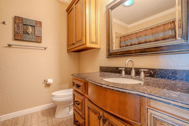 1903 Harbor Lakes Drive, Granbury, TX 76048