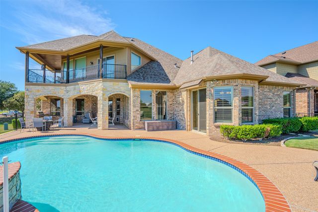 1903 Harbor Lakes Drive, Granbury, TX 76048