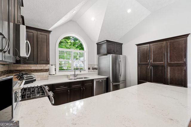 75 Dover Trail, Peachtree City, GA 30269