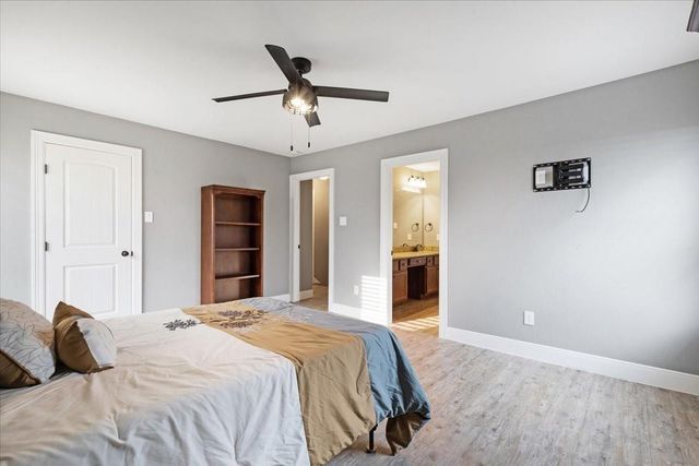 2856 Fm 2917 Road, Alvin, TX 77511