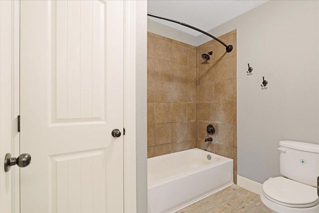 2856 Fm 2917 Road, Alvin, TX 77511