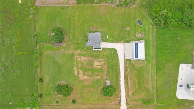2856 Fm 2917 Road, Alvin, TX 77511